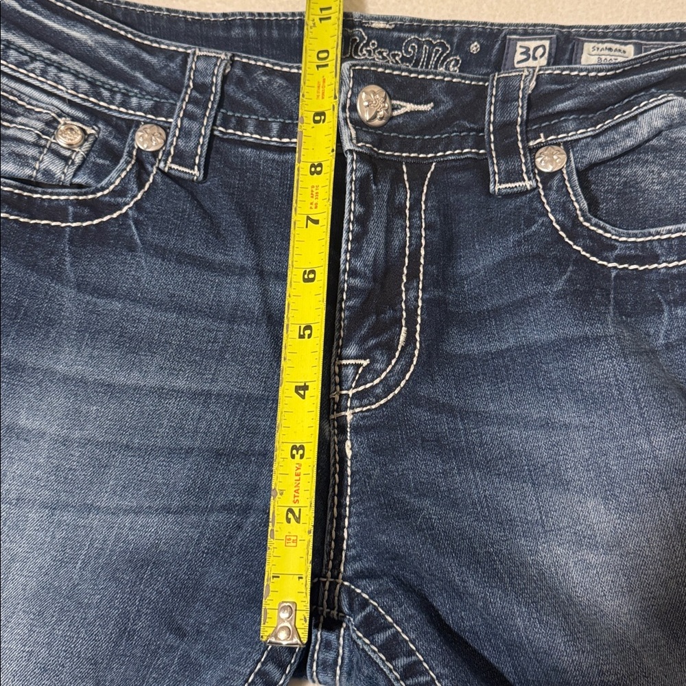 Miss Me Fleur De Lis Bootcut Jeans Med Wash Rhinestone Pockets 30 - Picture 10 of 11